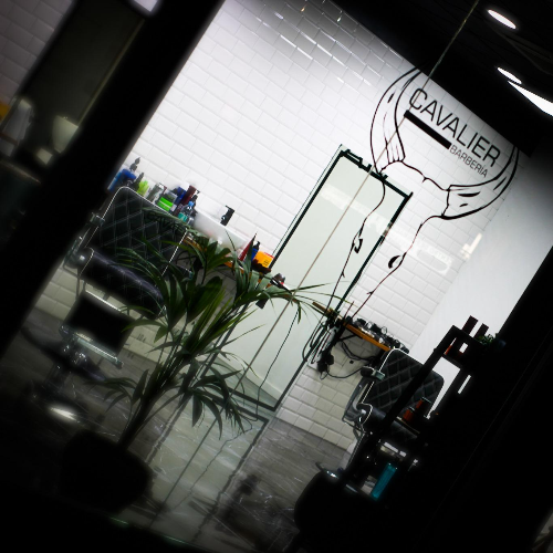 Imagen 3 del centro Cavalier Barbería Imagen 3 del centro Cavalier Barbería